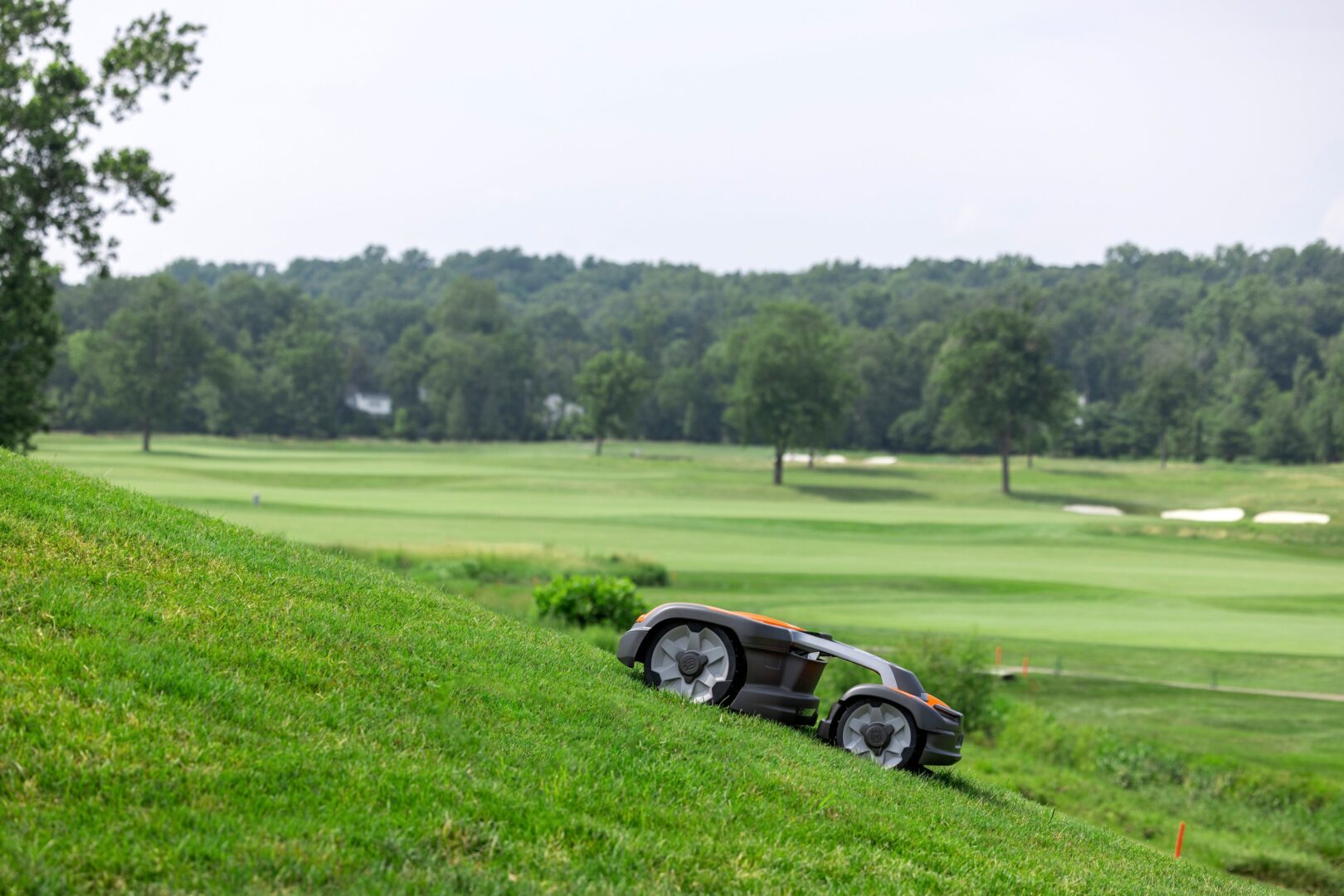 Husqvarna Automower® 535 AWD