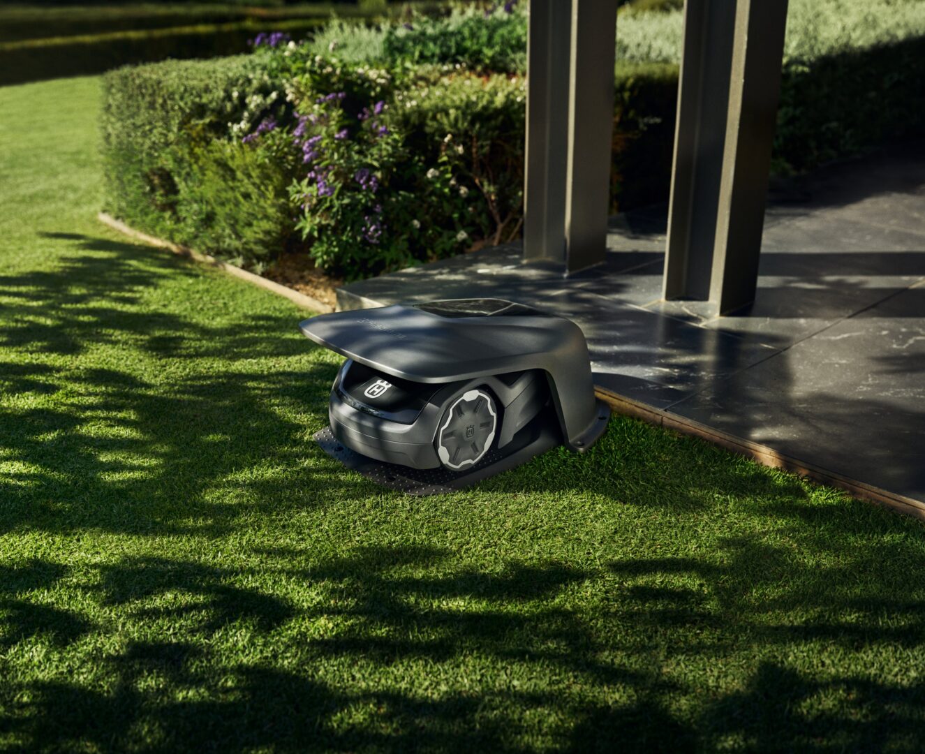 robotická kosačka HUSQVARNA AUTOMOWER® ASPIRE™ R4