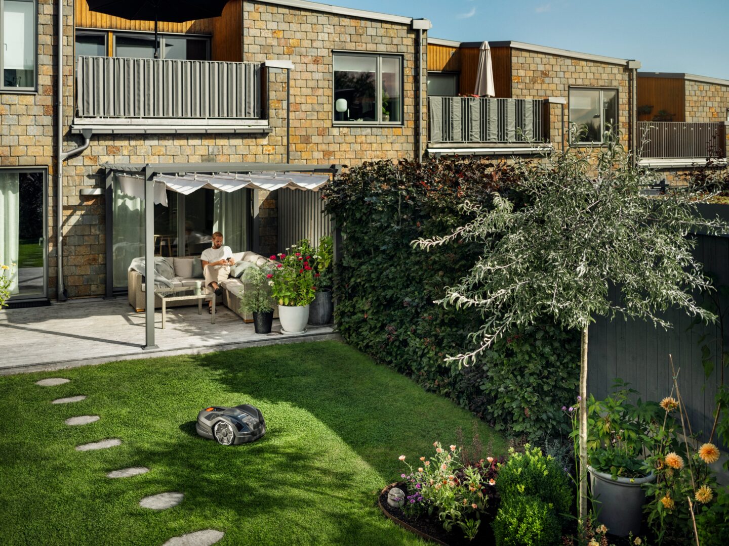 Husqvarna Automower® 305E NERA